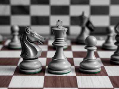 Welche drei taktiken schlagen auf schnellen belägen am häufigsten fehl — und wie du sie vermeidest